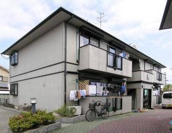 フラワーガーデン　Bの外観