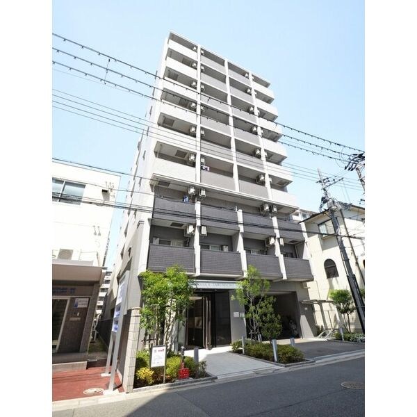 エスリード江坂垂水町の外観