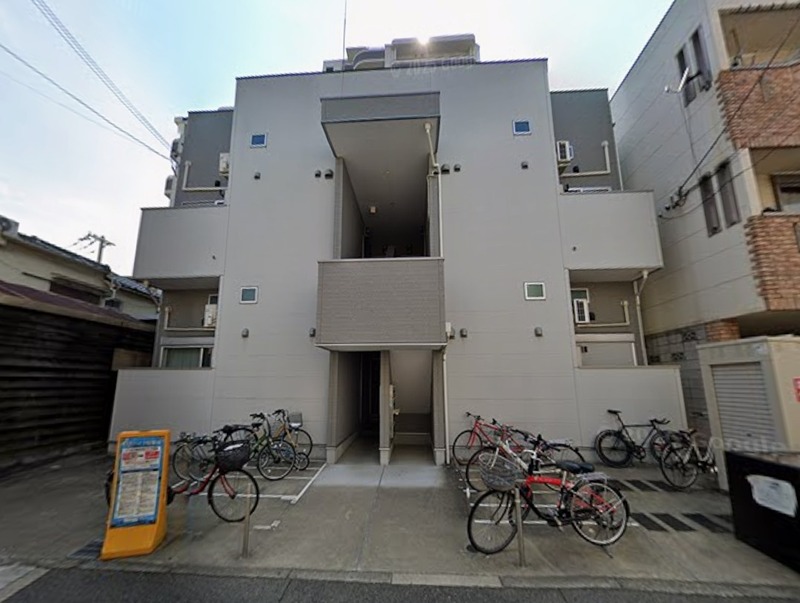 アリサス塚本の外観