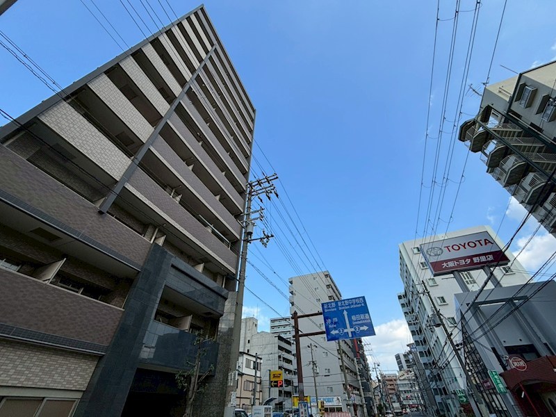 スワンズ大阪アクシオンの外観