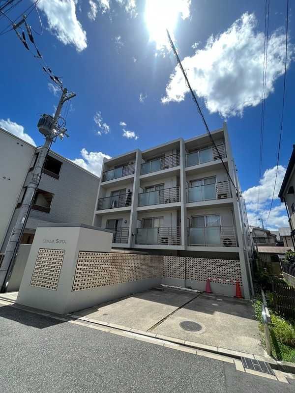 クオリア吹田の外観
