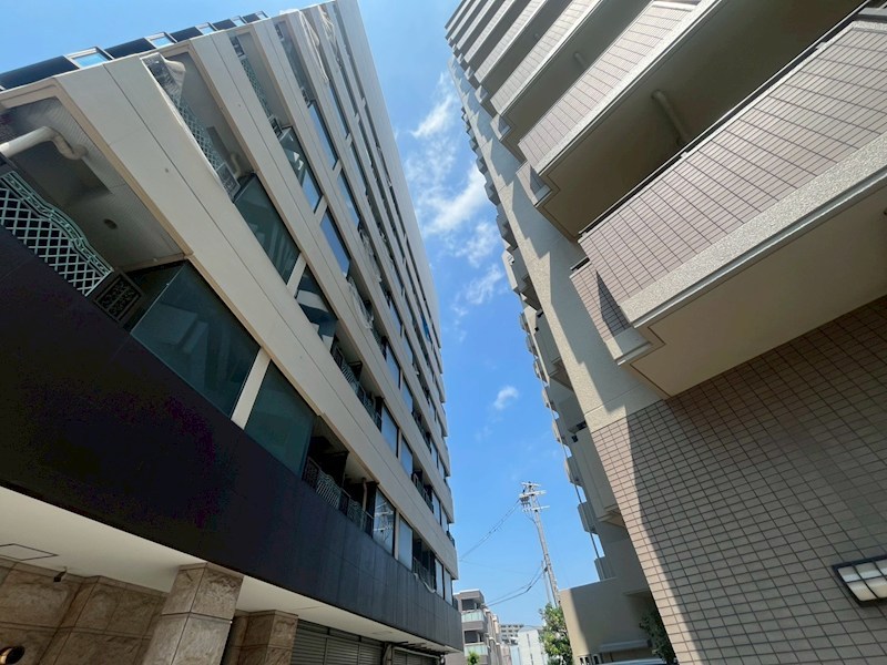 REBANGA江坂APの外観