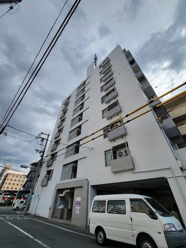 ラ・ペール一番館