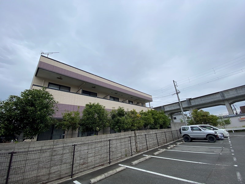 ネオクオーツ神屋壱番館の外観