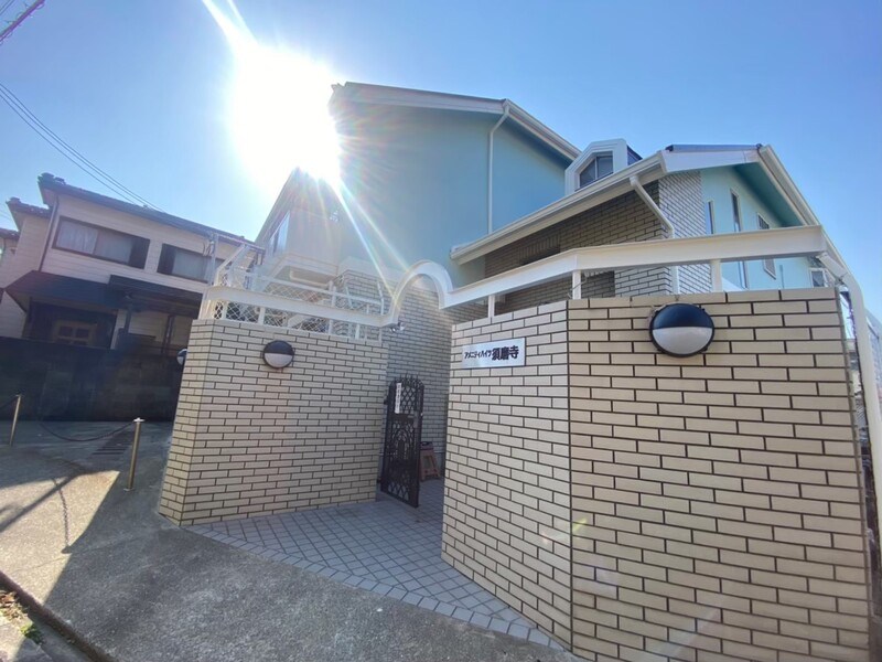 アメニティハイツ須磨寺の外観