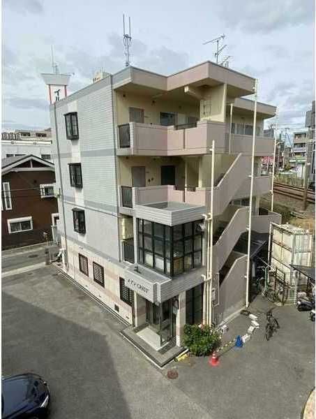 メゾンクレスト