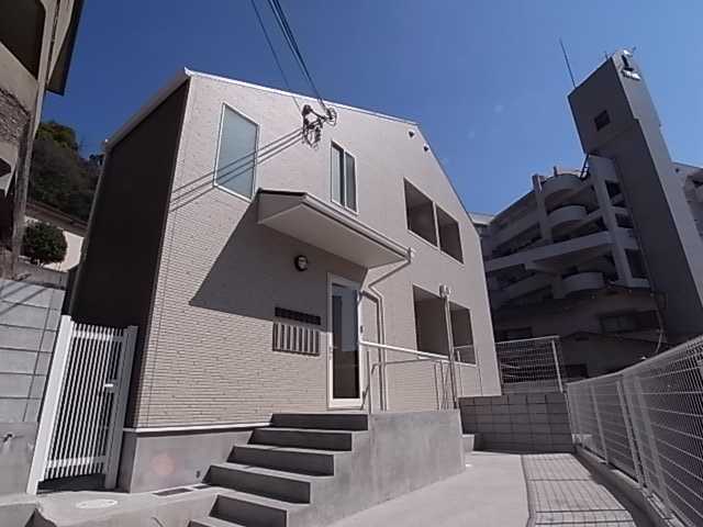 グランシャリオ山本通IIの外観