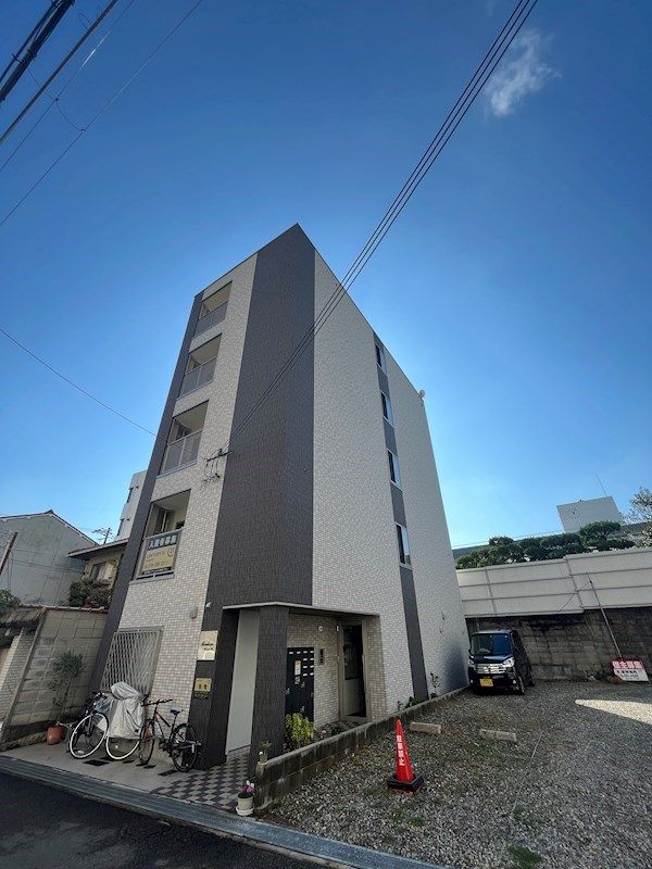 ボヌール姫路Sta.の外観