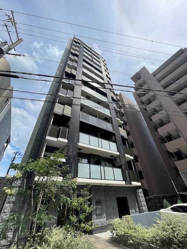 プレサンス新大阪ザ・デイズの外観