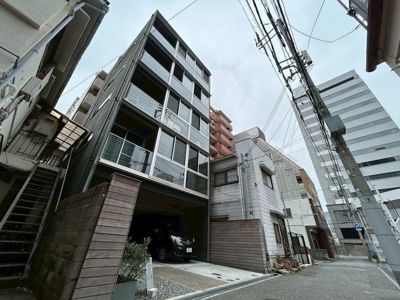 Y’s House三宮IIの外観