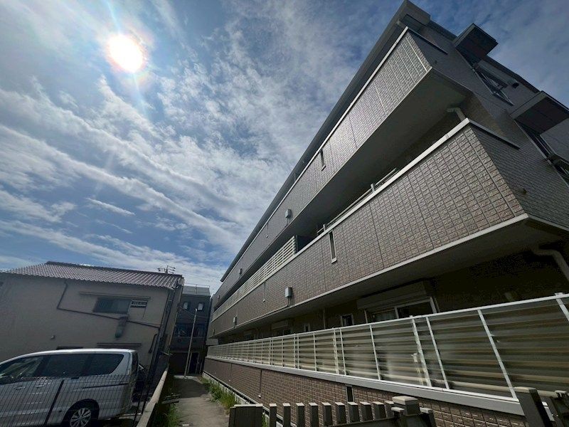 ＡＬＢＡ　Ｊ・Ｋの外観