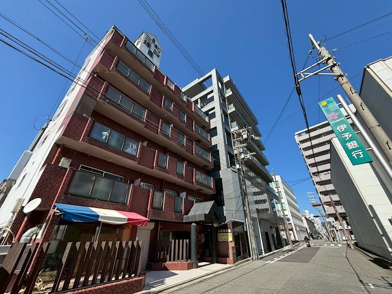 シャトー三和３号館の外観