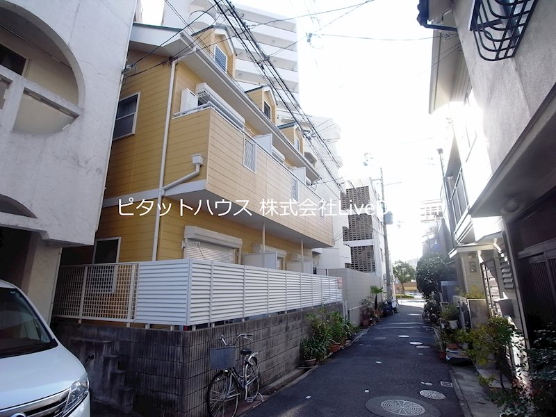 下山手コートの外観