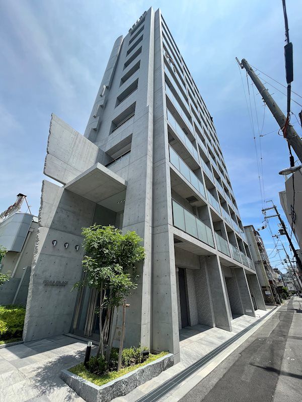 セイワパレス東三国駅前の外観