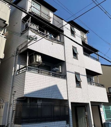 メゾン新高の外観