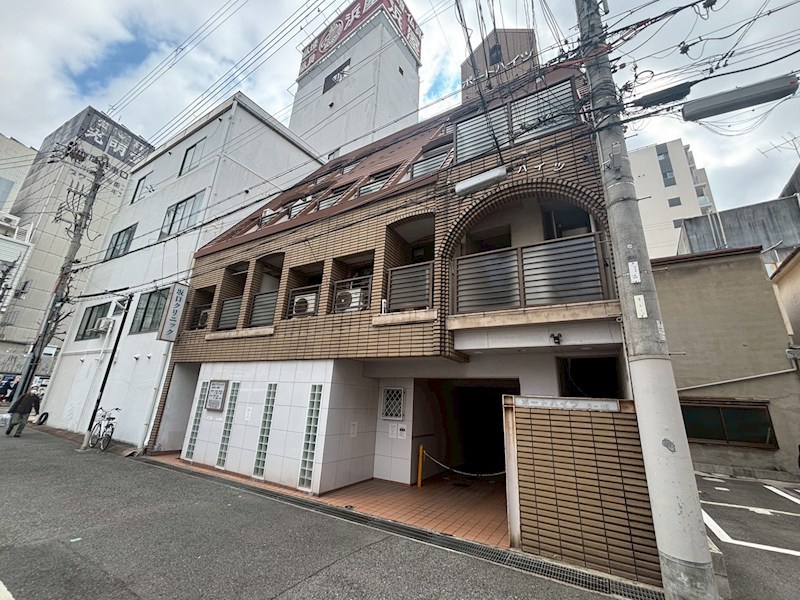 坂口ポートハイツの外観