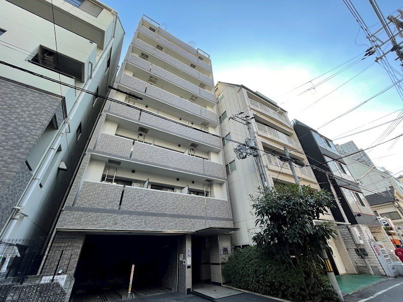 ディナスティ神戸元町通の外観