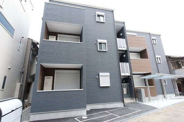 ALEGRIA淡路の外観