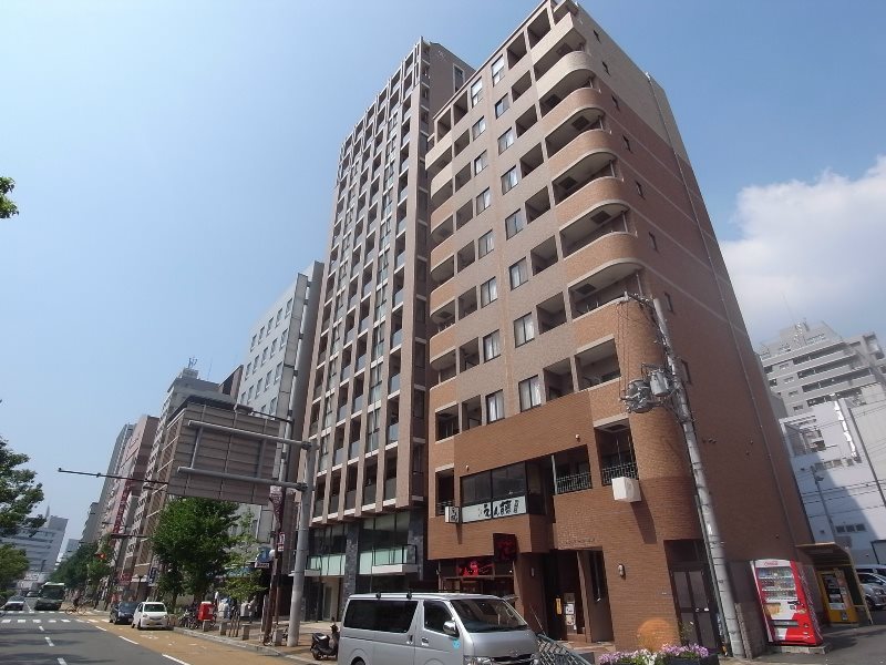 クレアール神戸の外観