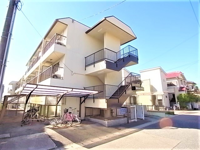 リッチライフ伊川谷IIの外観