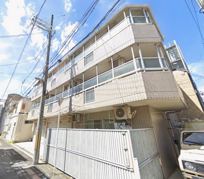 北中島マンションの外観