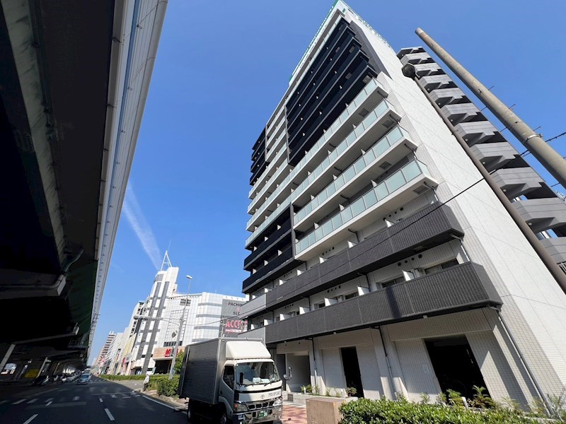 アドバンス神戸レイソレの外観