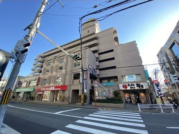 アミティ塚口の外観