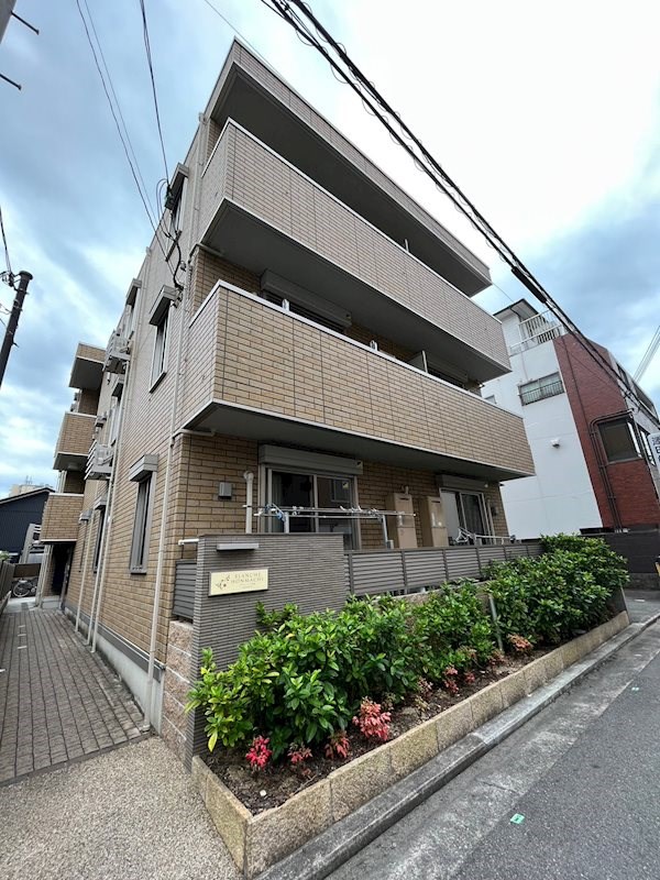 ブランシェ本町の外観