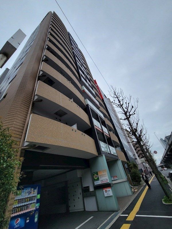 アスール江坂3rdの外観