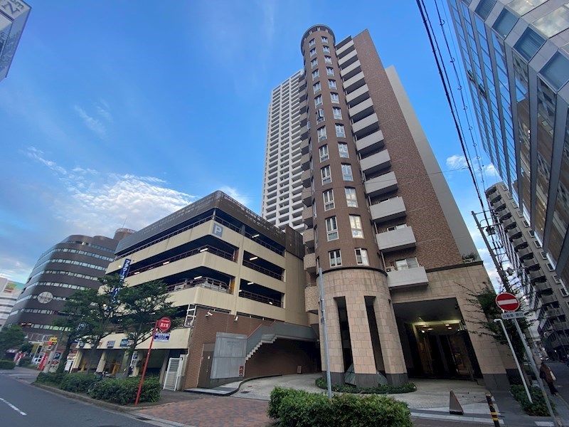 アパタワーズ神戸三宮の外観