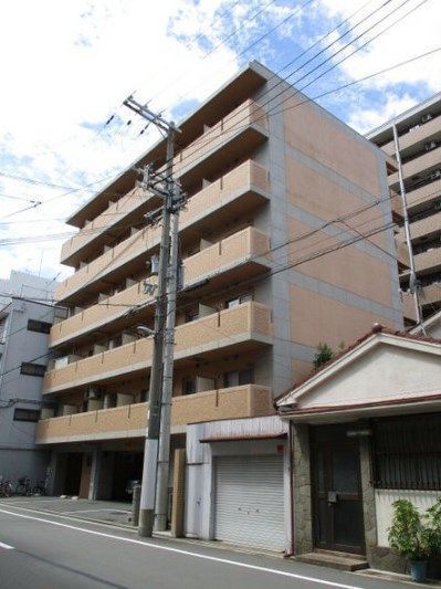 リバースクウェア103の外観