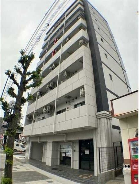ONLYONE灘南通の外観