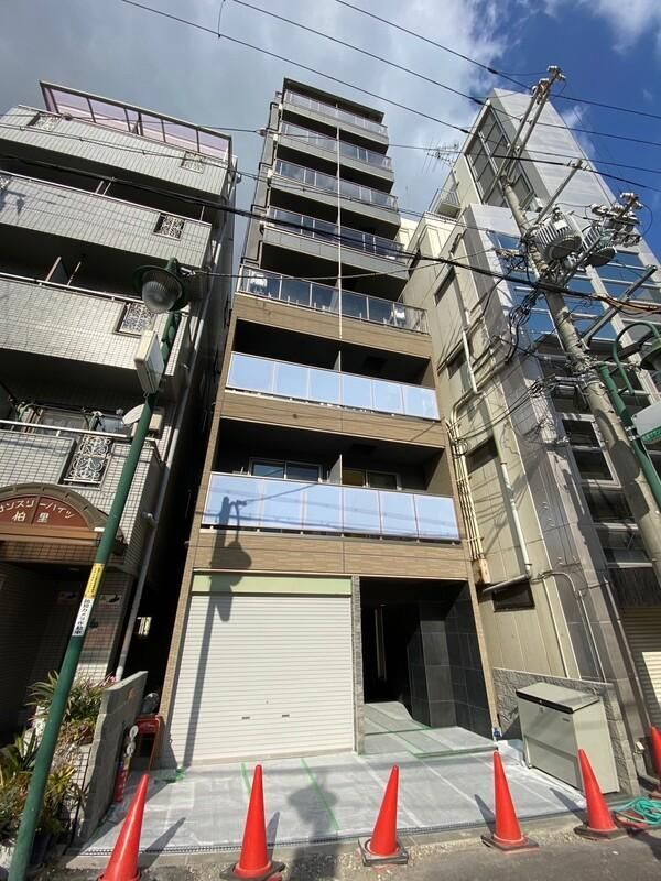 プレミアムソレイユ塚本駅前の外観
