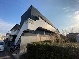 シャイニー西舞子の外観
