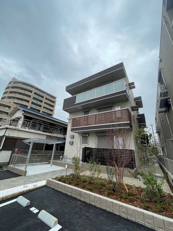 D’s 安田の外観