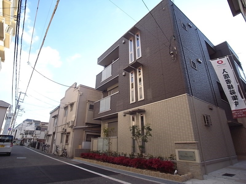 フォーシーズンズ神戸の外観