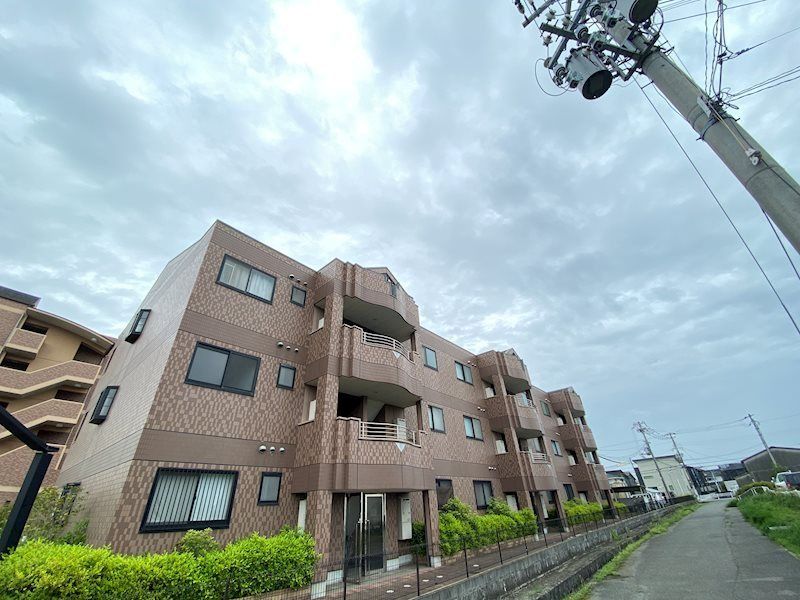 レジデンスコート東山の外観