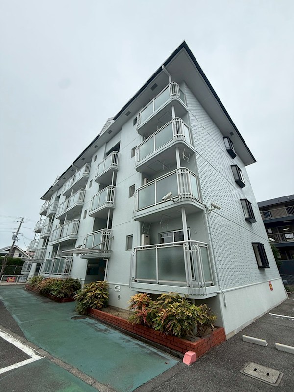 メゾン大津和の外観