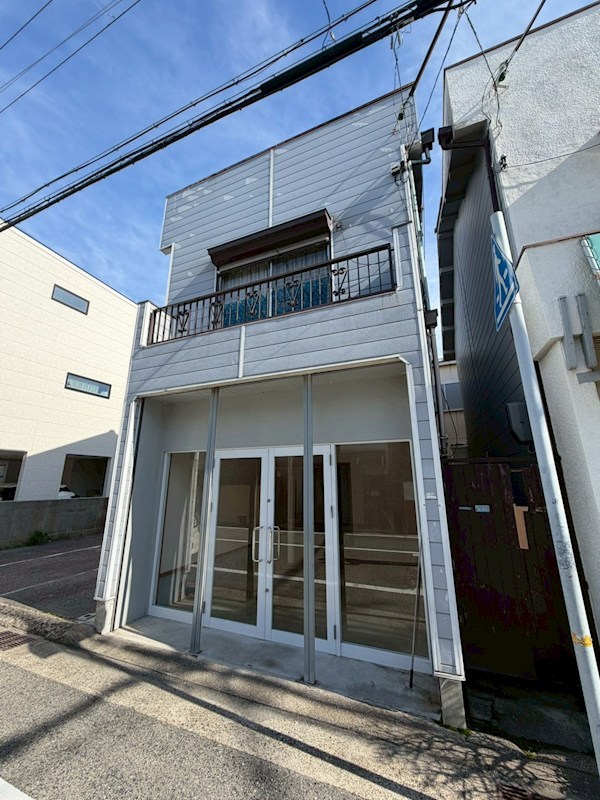 垂水区日向2丁目　店舗戸建の外観