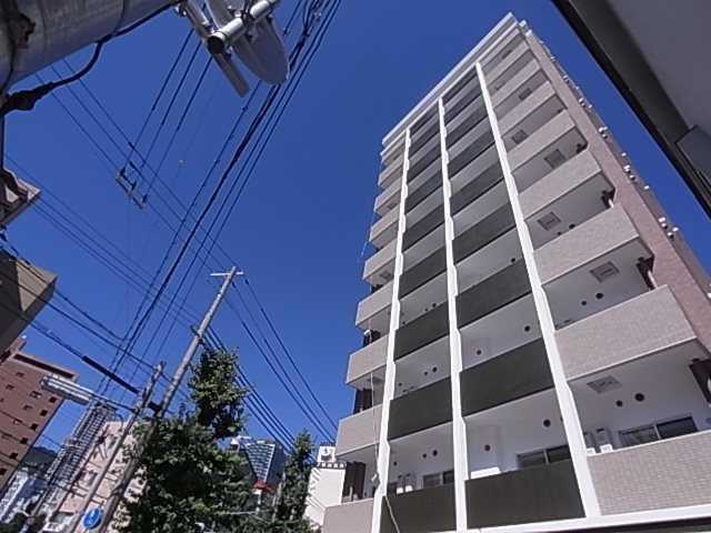 スワンズ新神戸ウィータの外観