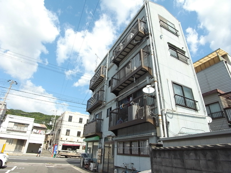 カーサ兵庫の外観