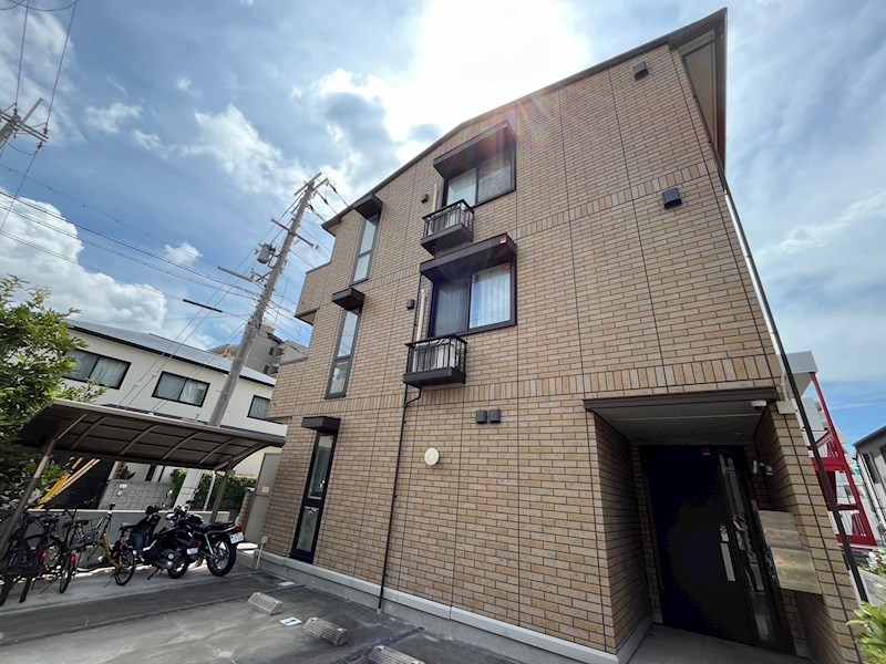 メゾンエトワール神戸西山町の外観