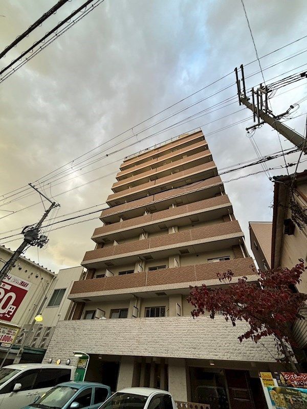 エステムヒルズ新大阪の外観