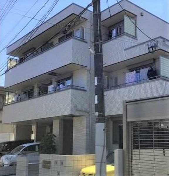 グリーン・ヒル甲東の外観