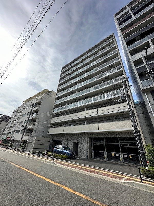 エスリード江坂アルテリアの外観