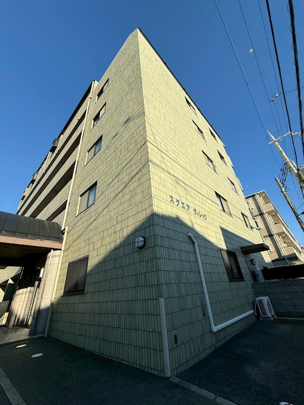 スクェア・ヴィレッジの外観