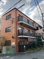 清泉ビル江坂の外観