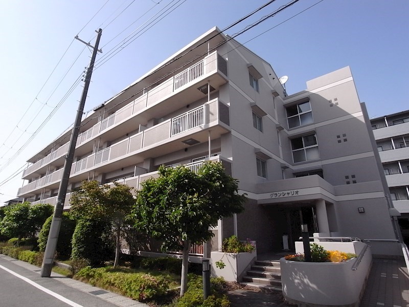 グランシャリオの外観