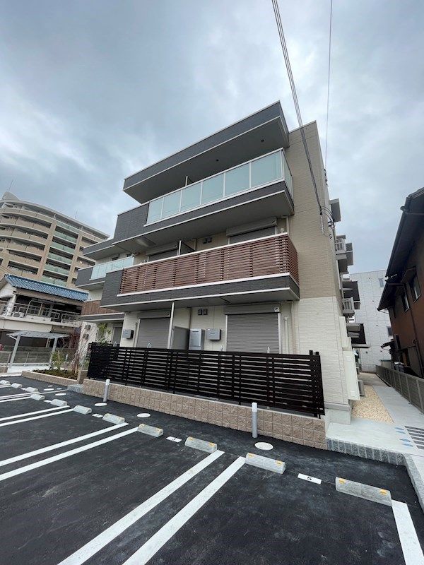 D-Place安田の外観
