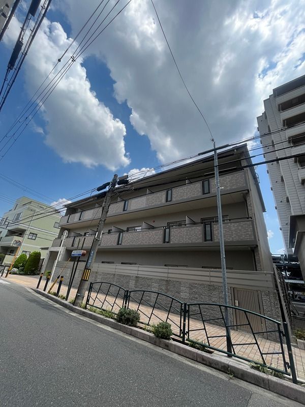 ｓｕｐｅｒｂｅ　ＥＳＡＫＡの外観